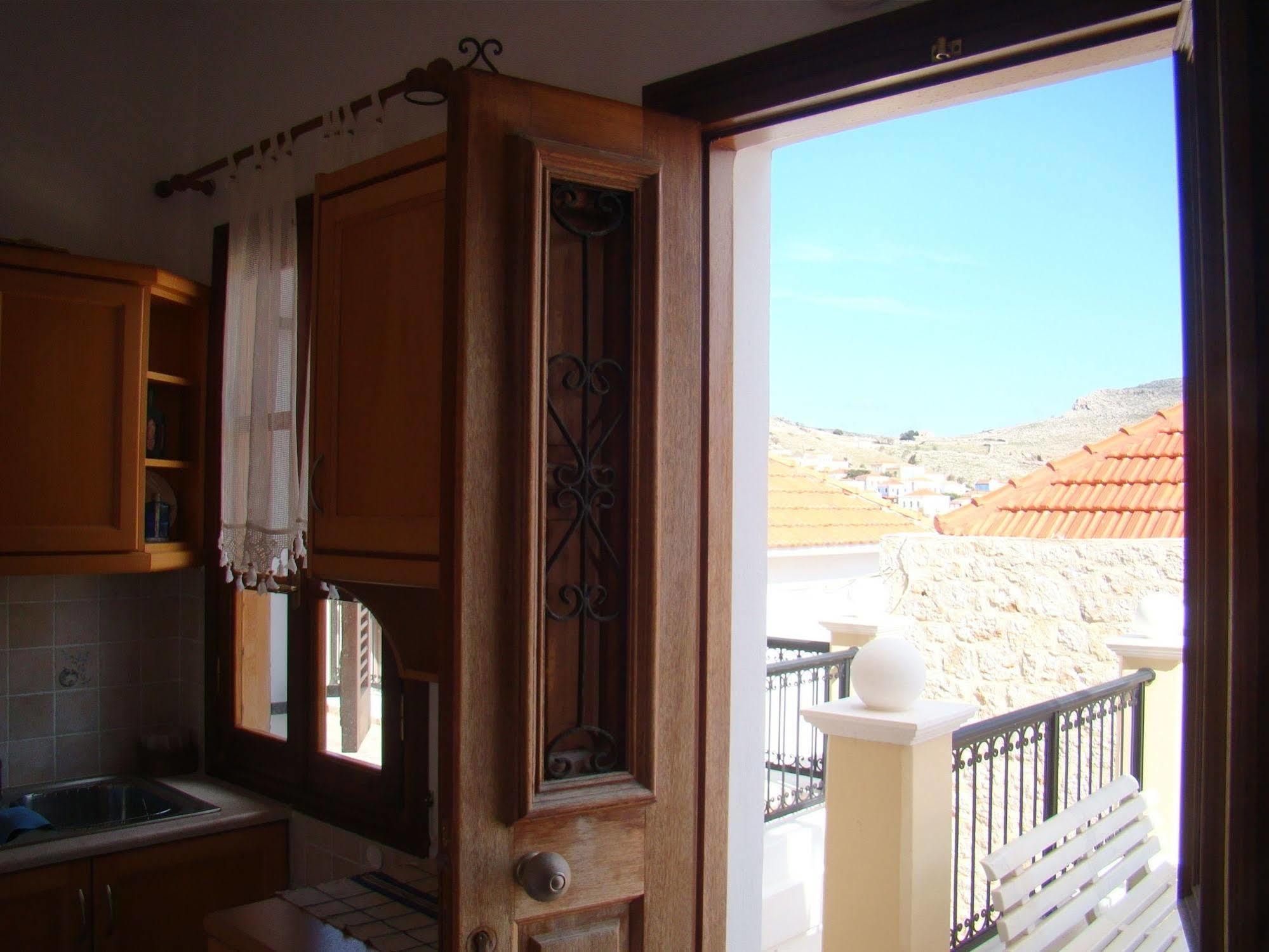 Halki Sea House Hotel Екстериор снимка